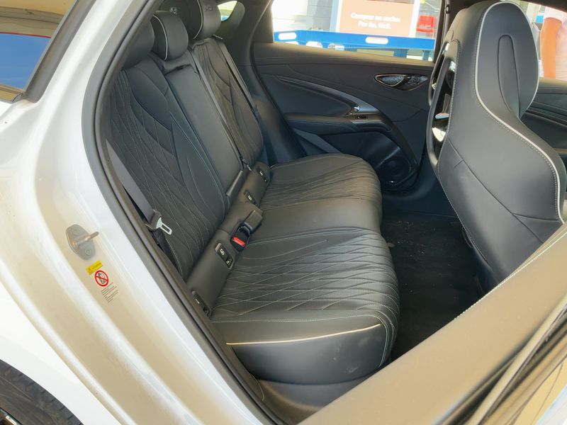 BYD Seal electric drive 230 kW Design RWD — zdjęcie 14