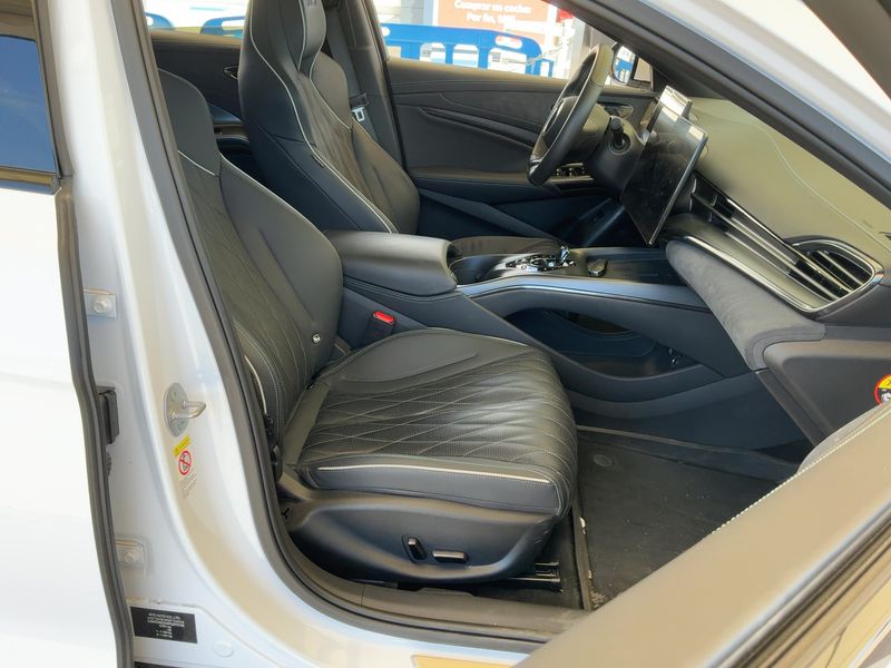 BYD Seal electric drive 230 kW Design RWD — zdjęcie 11