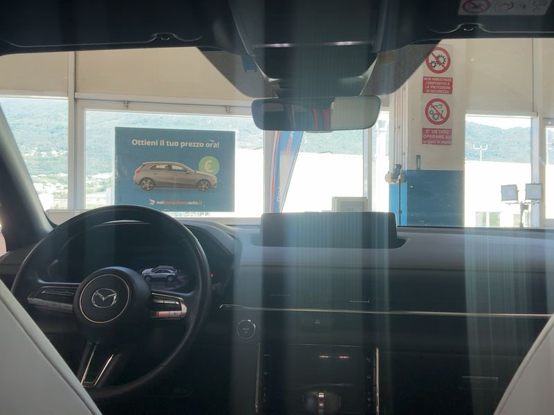 Mazda MX-30 electric drive 125 kW Makoto R-EV — zdjęcie 12