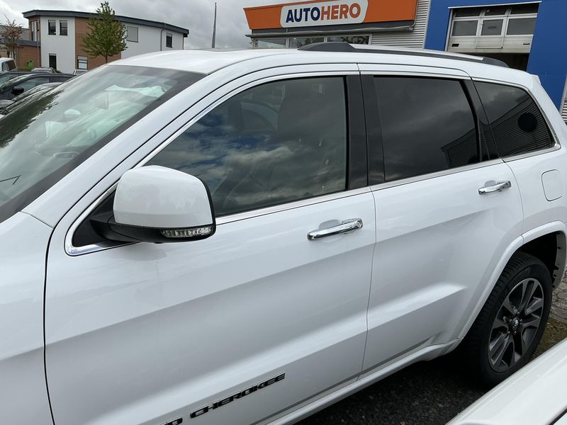 Jeep Grand Cherokee 3.0 CRD Overland — zdjęcie 4