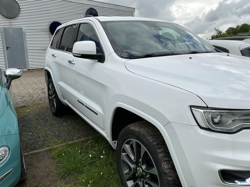 Jeep Grand Cherokee 3.0 CRD Overland — zdjęcie 8