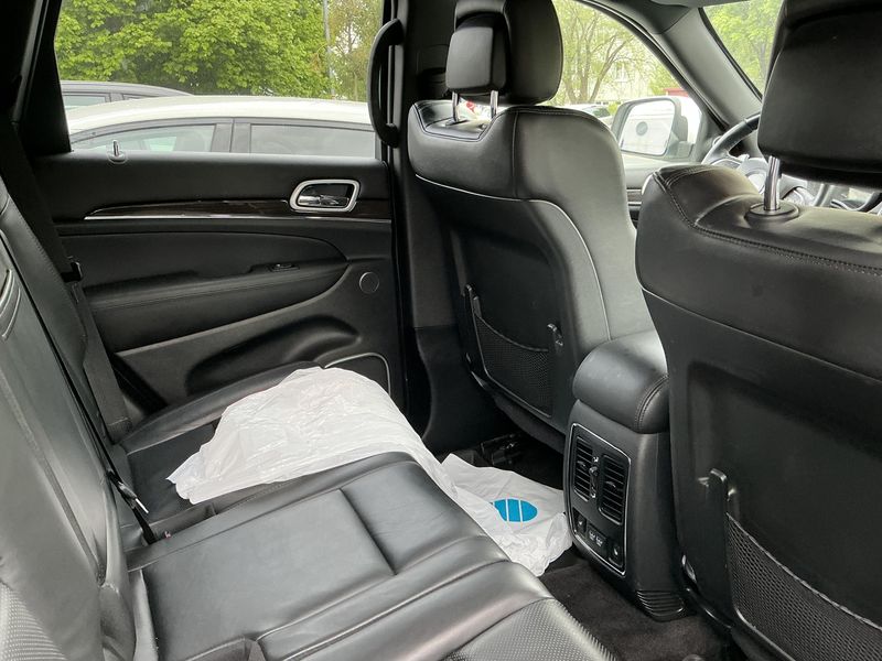 Jeep Grand Cherokee 3.0 CRD Overland — zdjęcie 14