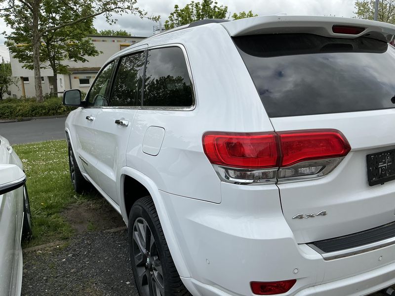 Jeep Grand Cherokee 3.0 CRD Overland — zdjęcie 3