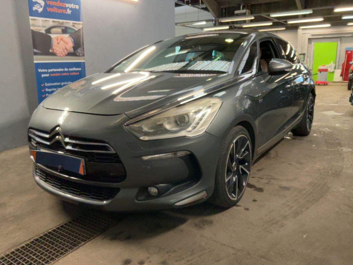 Citroen DS5 2.0 HDi Hybrid4 SportChic