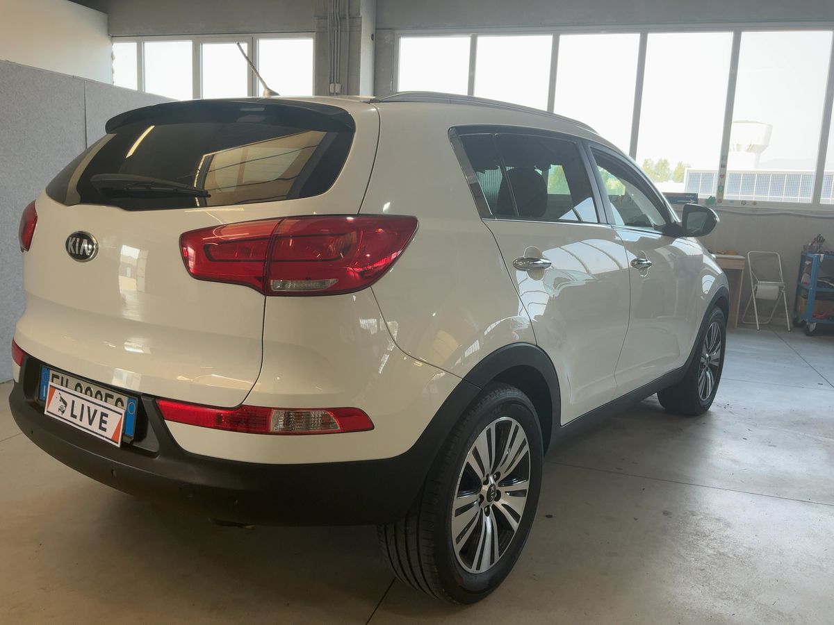 Kia Sportage 1.7 CRDi Cool 2WD - Immagine 4