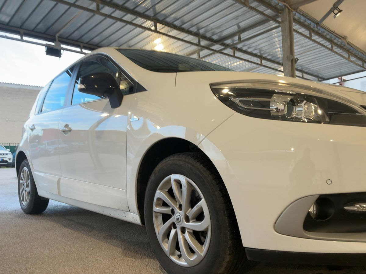 Renault Scenic 1.5 dCi Limited - Immagine 5