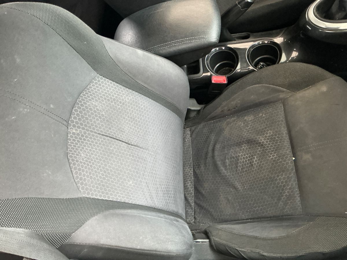 Nissan Juke 2016 — photo 37