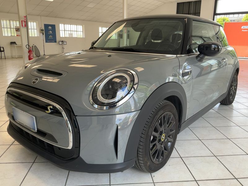 MINI Cooper SE Essential Trim