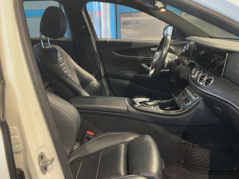 Mercedes-Benz E-Klasse E 400 d T 4Matic AMG Line 2019 – снимка 17