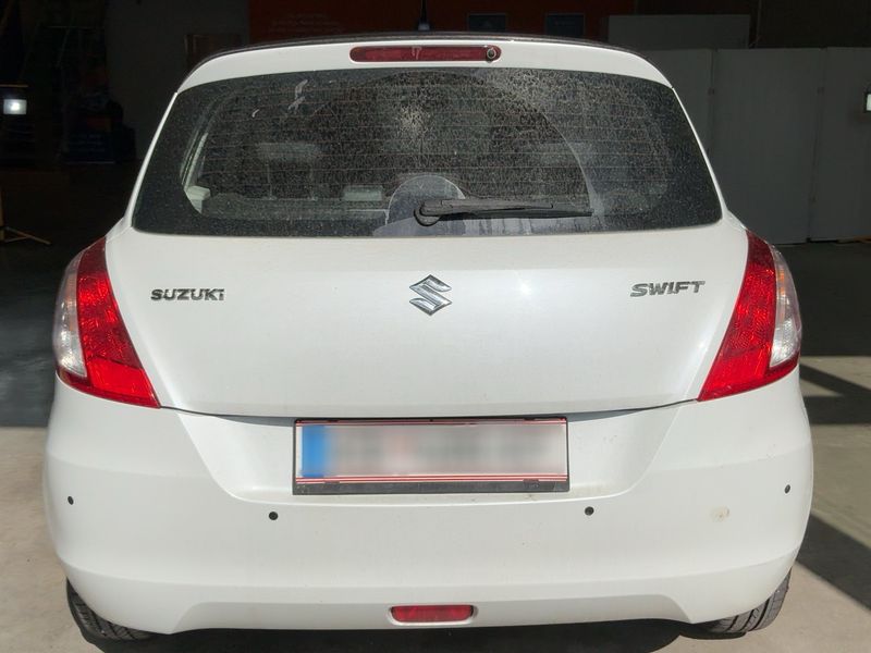 Suzuki Swift 1.2 GL Special — zdjęcie 5