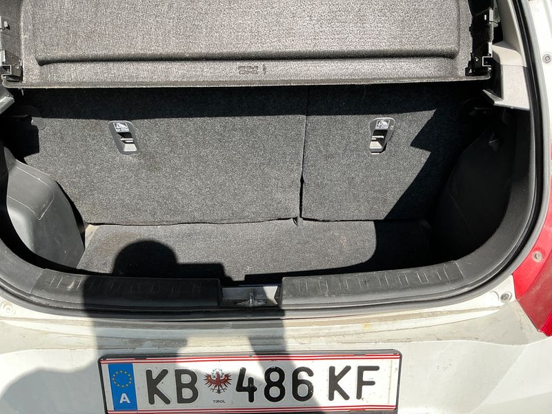 Suzuki Swift 1.2 GL Special 2012 – снимка 34