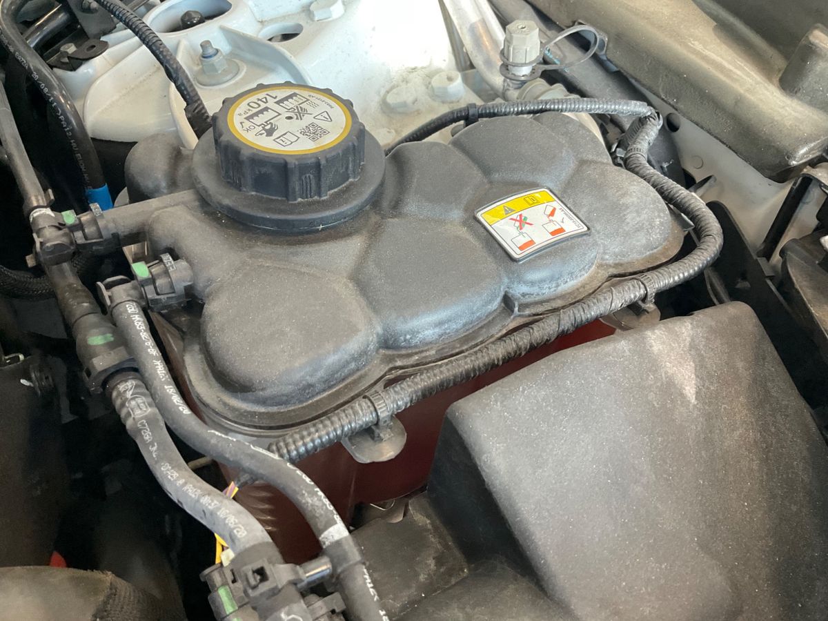 Land Rover 2020 — photo 24