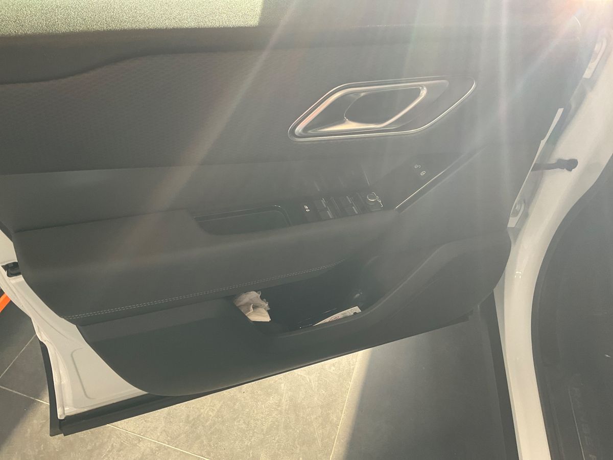 Land Rover 2020 — photo 30