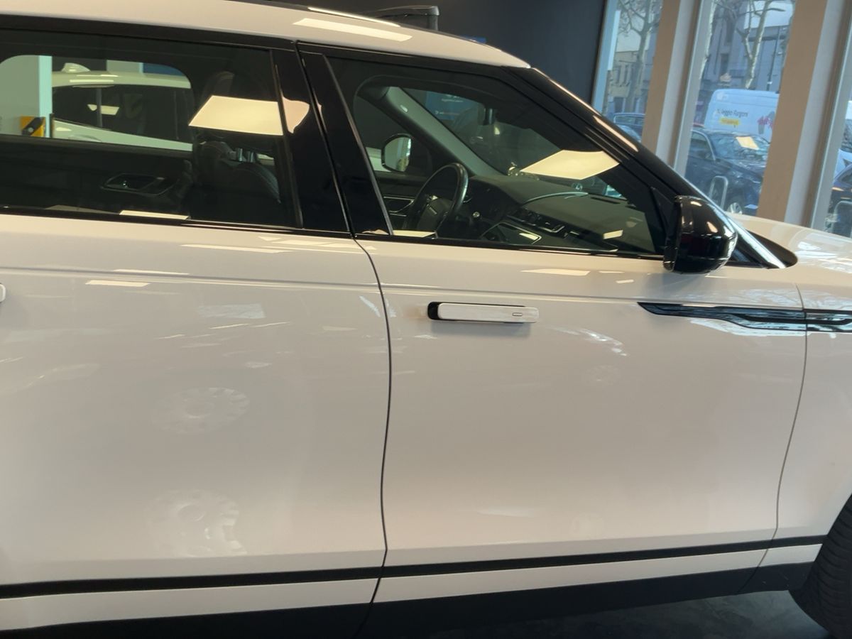 Land Rover 2020 — photo 11
