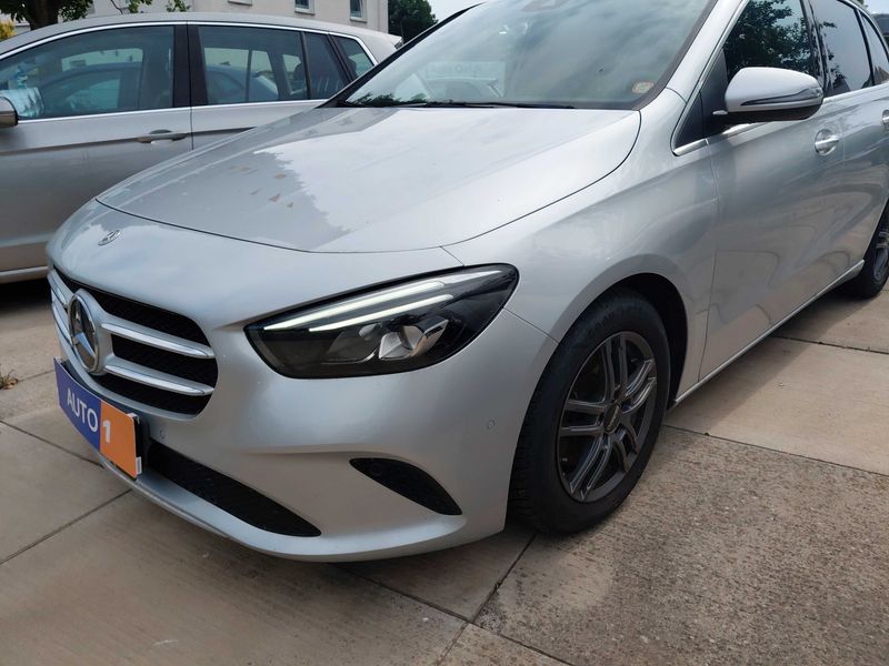 Mercedes-Benz B-Klasse B 200 d Progressive — zdjęcie 2