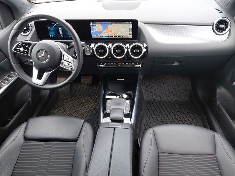 Mercedes-Benz B-Klasse B 200 d Progressive — zdjęcie 11