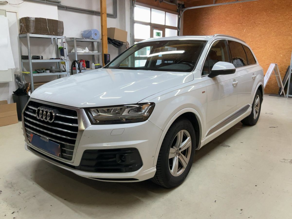 Audi Q7 2015
