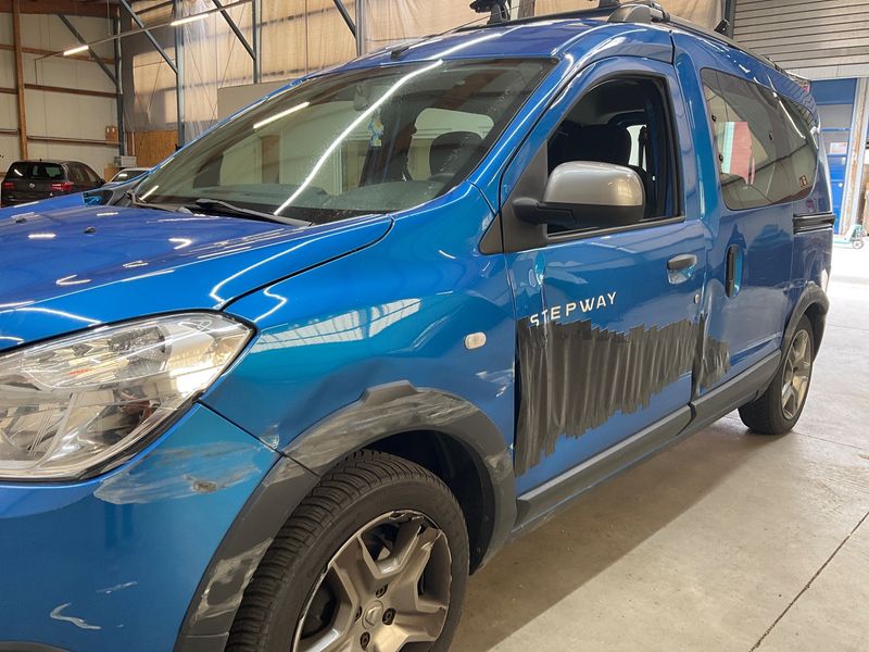 Dacia Dokker 1.6 SCe Stepway — zdjęcie 2