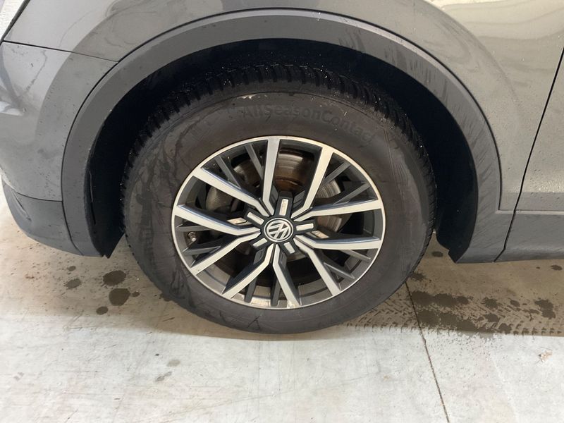 Volkswagen Tiguan 2.0 TDI Comfortline BlueMotion Tech 2016 – снимка 3