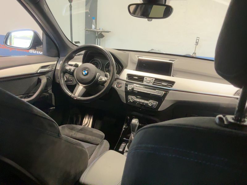 BMW X1 xDrive 20i M Sport — zdjęcie 12