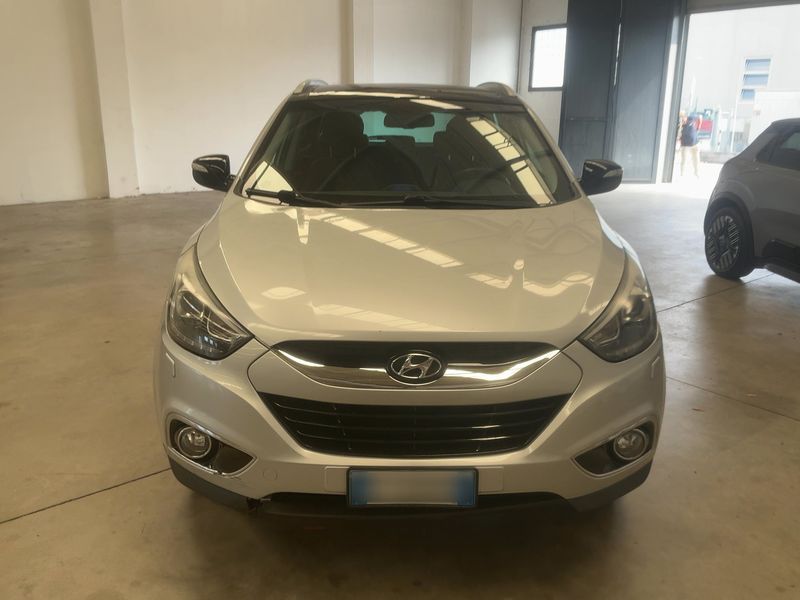 Hyundai ix35 1.7 CRDi XPossible 2WD — zdjęcie 9