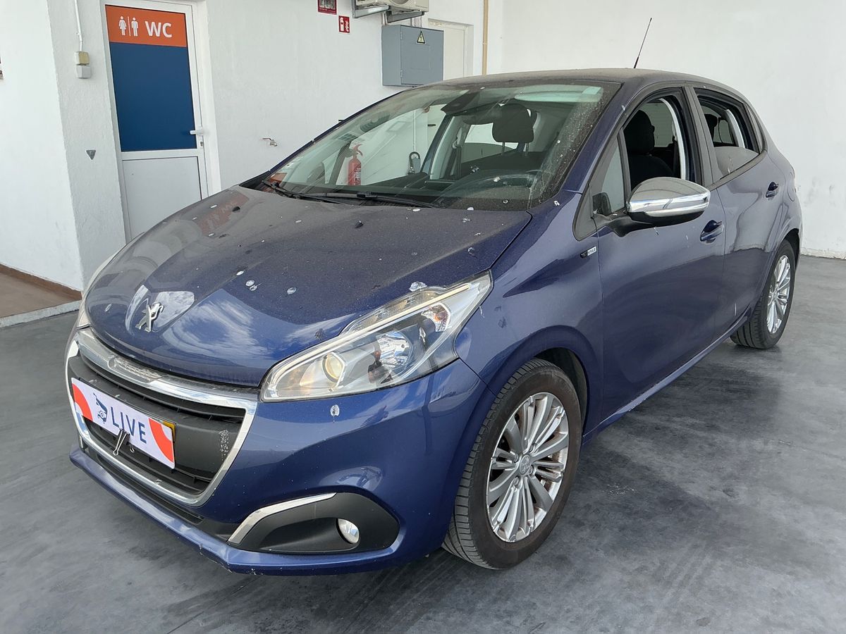 Peugeot 208 1.6 Blue-HDi Style