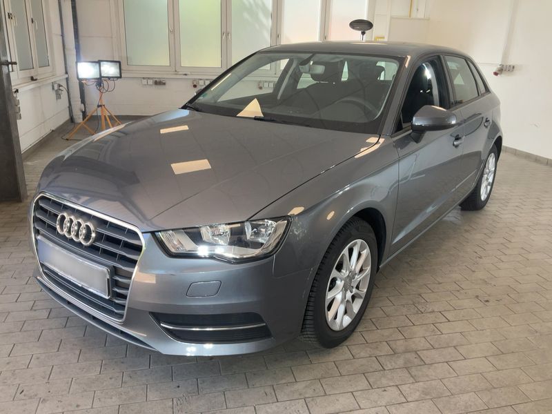 A3 Sportback 1.2 TFSI Attraction