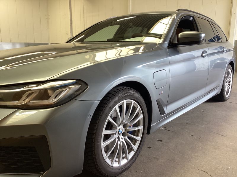 BMW 5er 530e M Sport 2021 – снимка 2