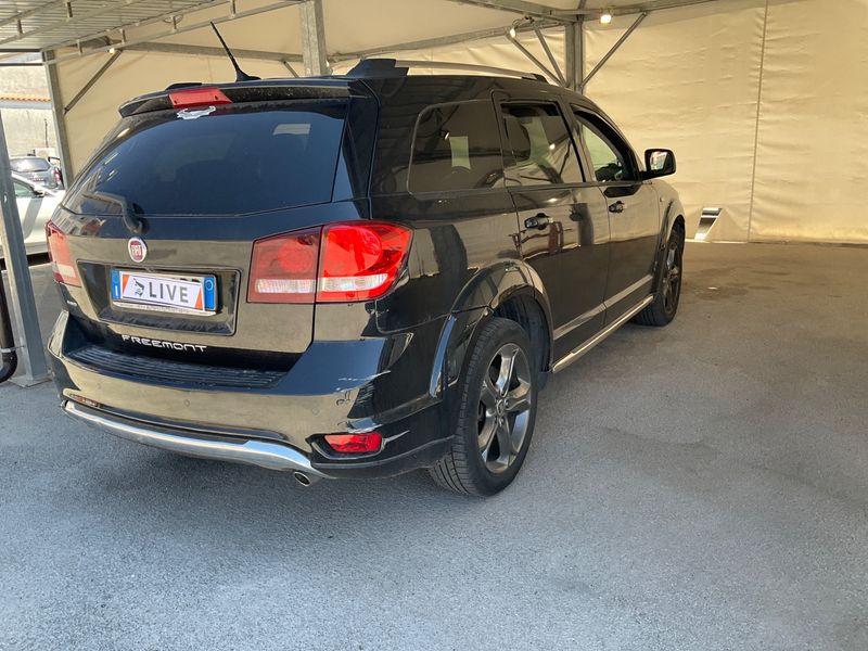 Fiat Freemont 2.0 Multijet Cross AWD — zdjęcie 2