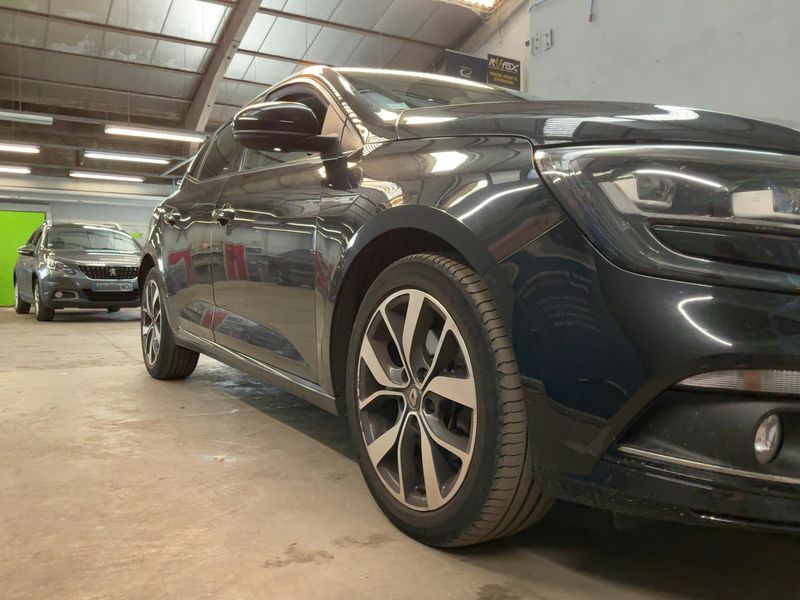 Renault Megane 1.6 dCi Energy Intens 2017 – снимка 12