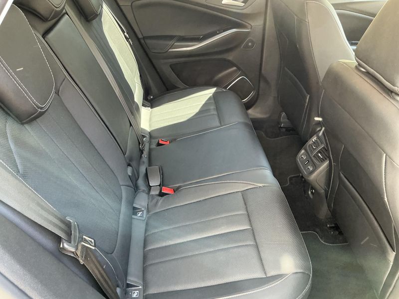 Opel Grandland X 2.0 CDTI Ultimate — zdjęcie 14