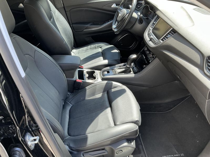 Opel Grandland X 2.0 CDTI Ultimate — zdjęcie 11