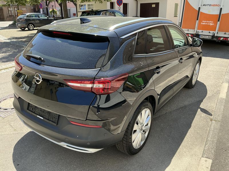 Opel Grandland X 2.0 CDTI Ultimate — zdjęcie 6