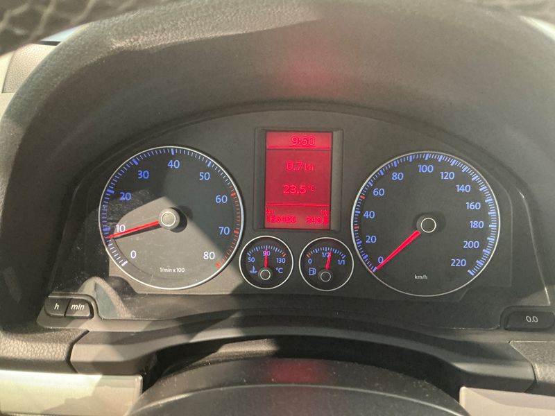 Volkswagen Golf V 1.4 United — zdjęcie 4