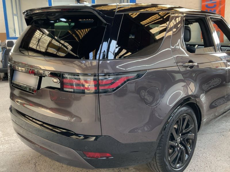 Land Rover Discovery 5 D250 Mild-Hybrid SE R-Dynamic AWD — zdjęcie 6
