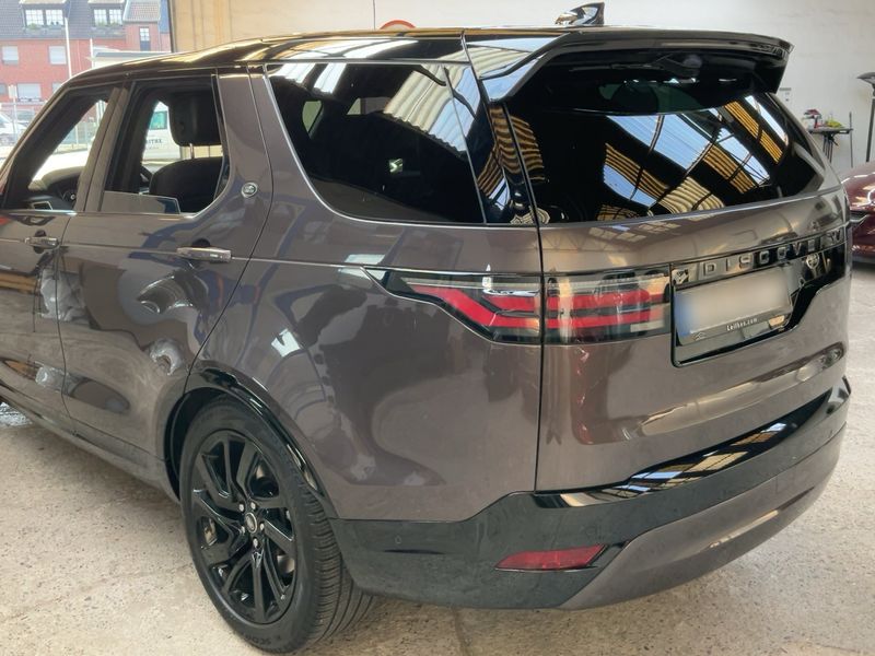 Land Rover Discovery 5 D250 Mild-Hybrid SE R-Dynamic AWD — zdjęcie 3