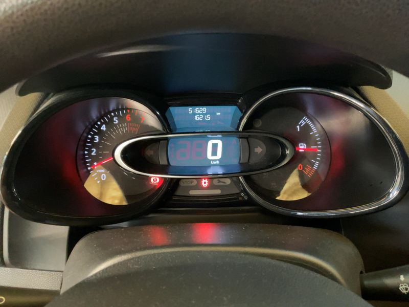 Renault Clio 0.9 TCe Life 2018 – снимка 18