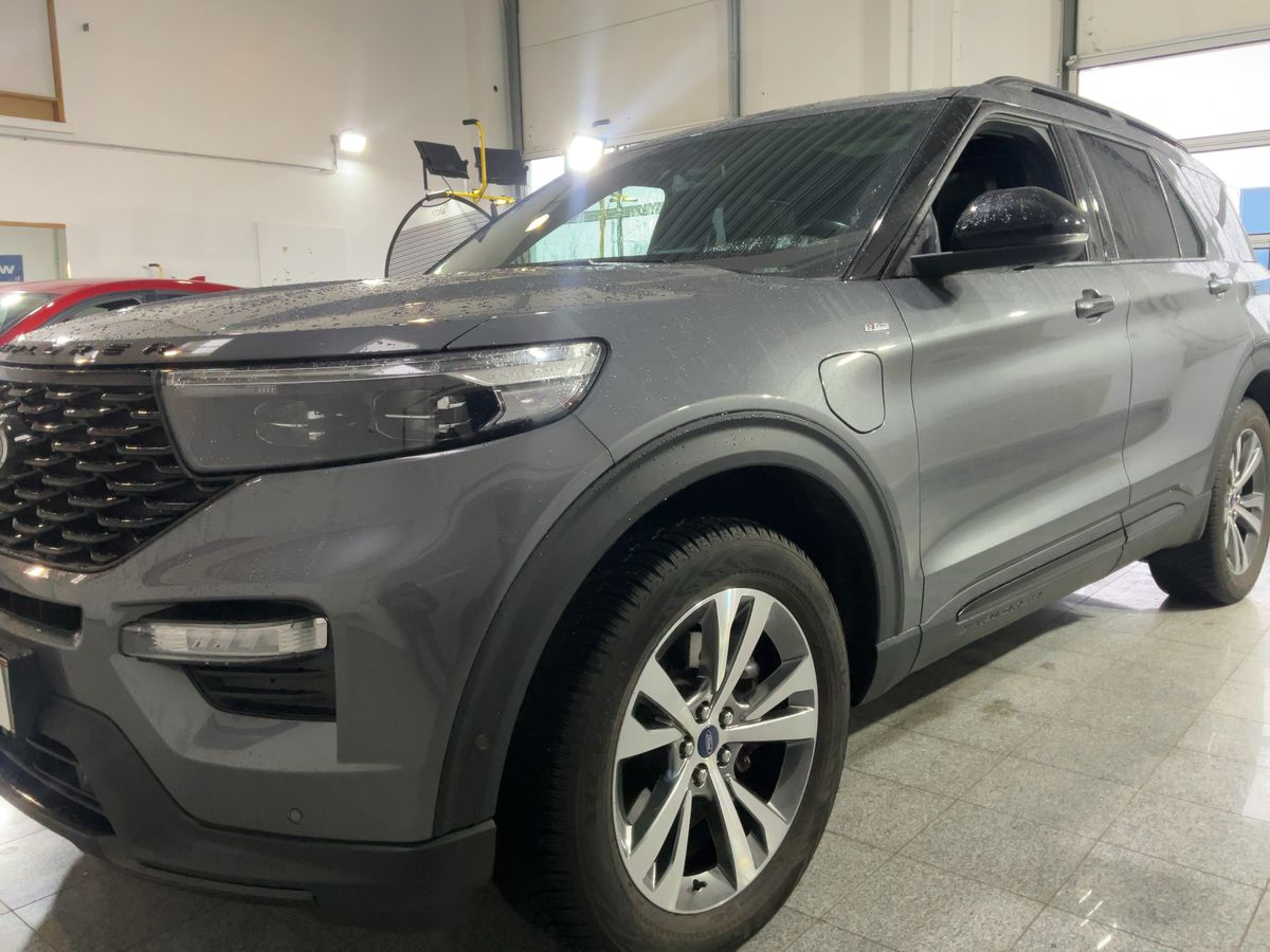 Ford Explorer 3.0 Plug-in Hybrid 4x4 ST-Line