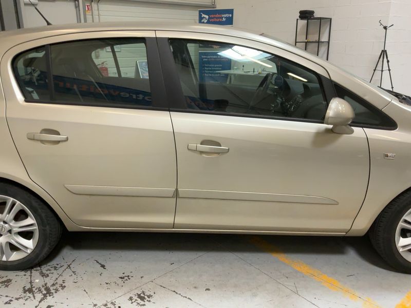 Opel Corsa 1.4 Cosmo 2007 – снимка 10