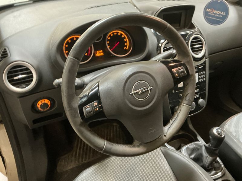Opel Corsa 1.4 Cosmo 2007 – снимка 32