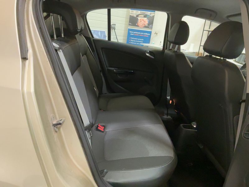 Opel Corsa 1.4 Cosmo 2007 – снимка 19