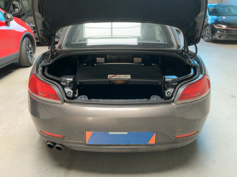 BMW Z4 sDrive 23i — zdjęcie 10