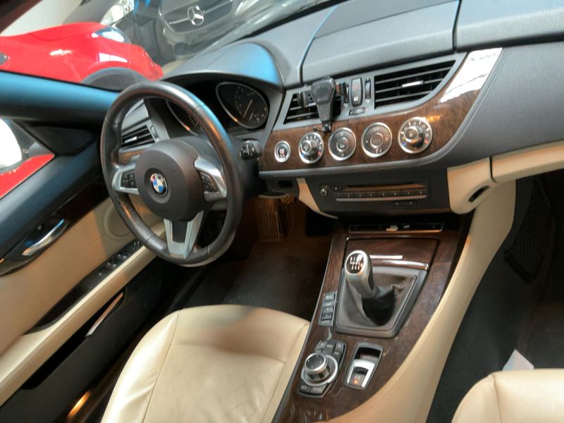 BMW Z4 sDrive 23i — zdjęcie 12