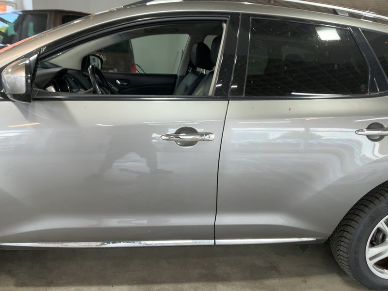 Nissan Murano 2.5 dCi Executive — zdjęcie 4