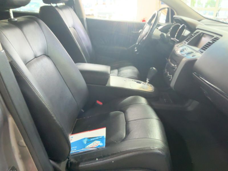 Nissan Murano 2.5 dCi Executive — zdjęcie 11