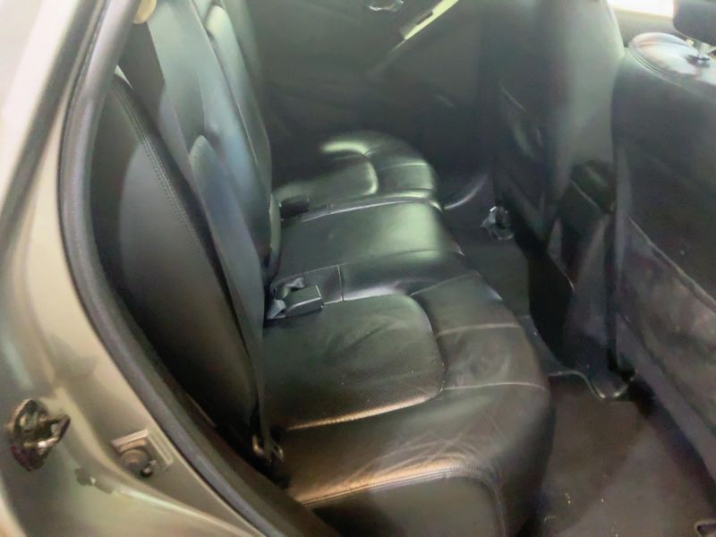 Nissan Murano 2.5 dCi Executive — zdjęcie 14