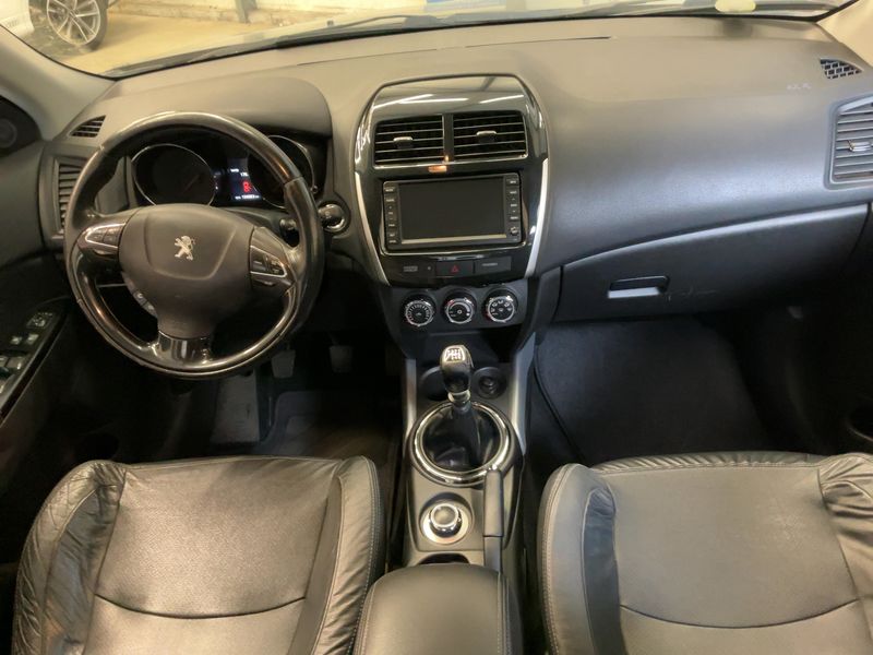 Peugeot 4008 1.8 HDi — zdjęcie 12