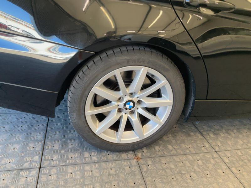BMW 3er 330d 2010 – снимка 9