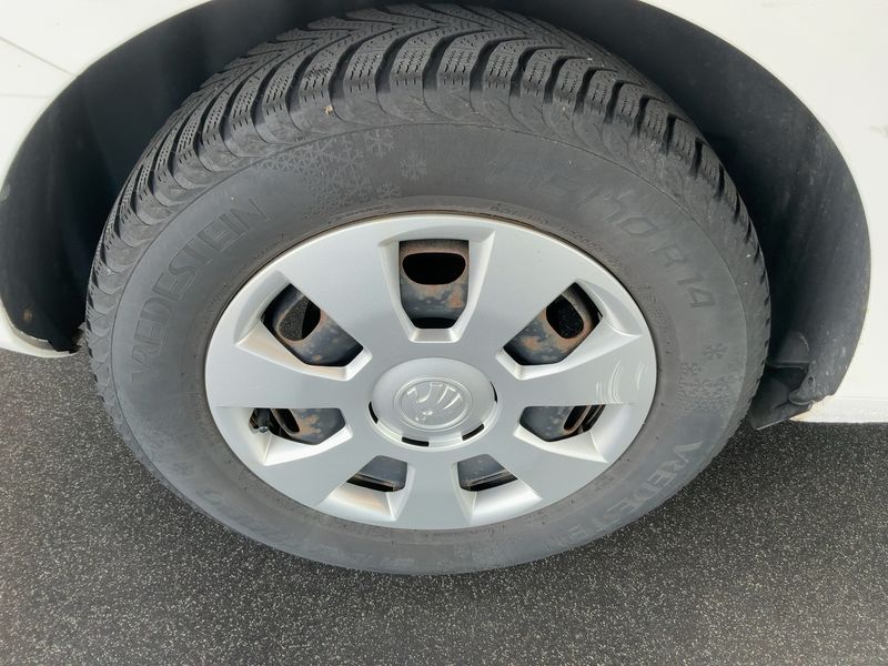 Skoda Fabia 1.0 MPI Active 2018 – снимка 9