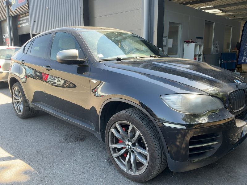 BMW X6 M50d — zdjęcie 8